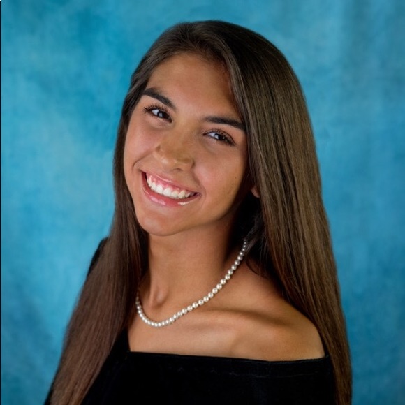 Meet your Posher, Alaina - Picture 1 of 1